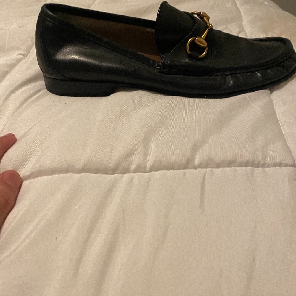 Black Gucci Horsebit loafers